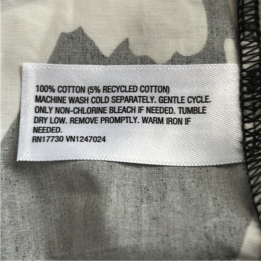 Kate Spade x Target Classic Rose Black/White Shell Tank Top NWOT - Picture 10 of 10